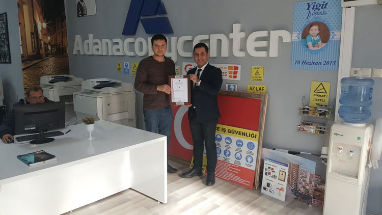 ADANA COPY CENTER MARKA TESCİL BELGESİ TESLİMİ